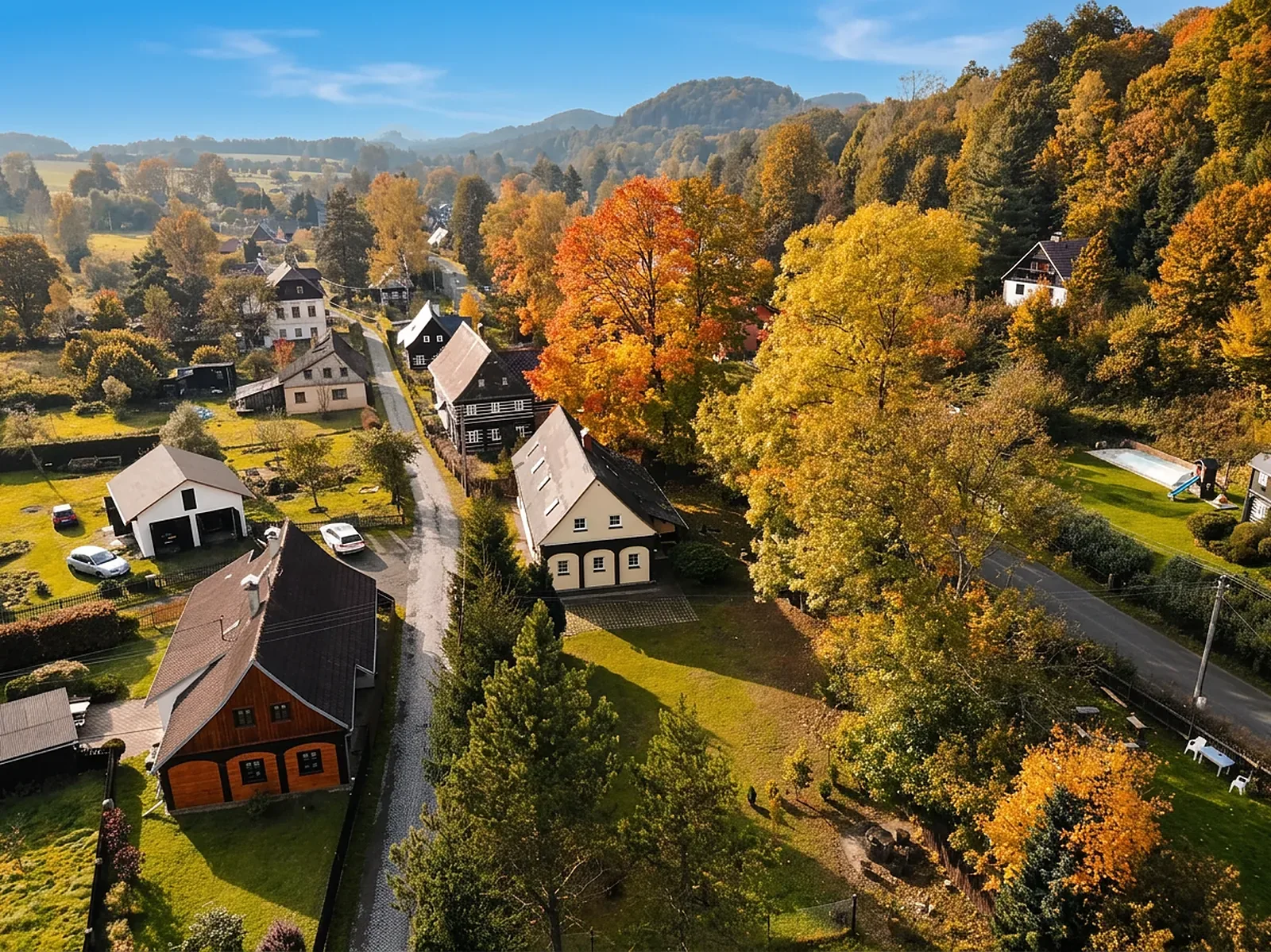 Luftbild des Hauses mit Garten und Dolní Chřibská