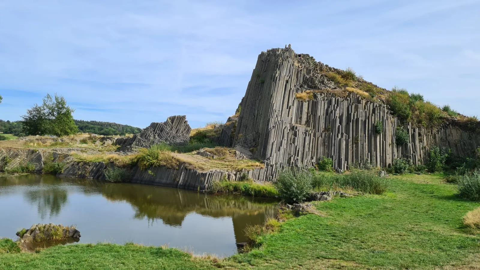 Panská skála basalt organ pipes